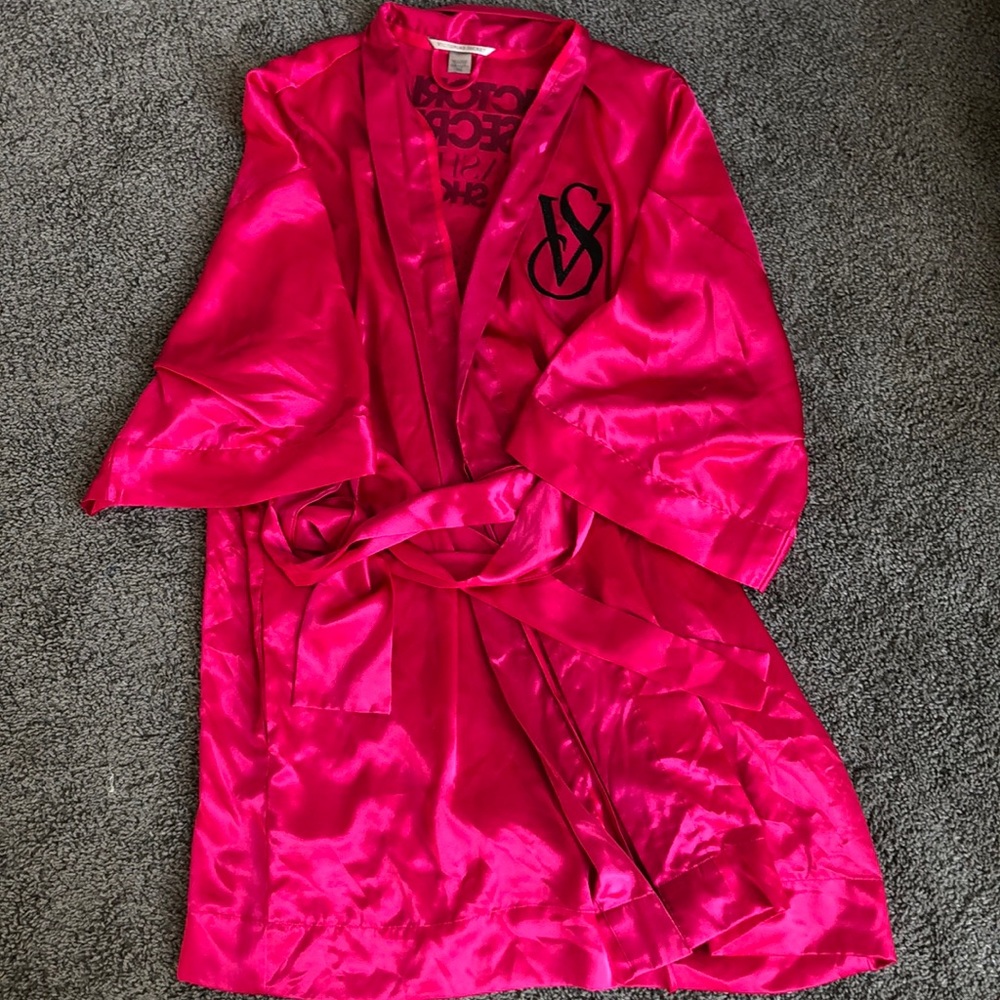 Victoria’s Secret Hot pink silk robe RARE